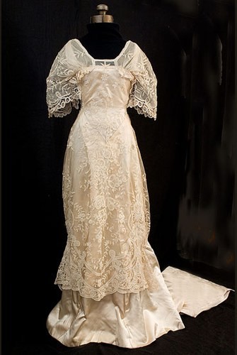 Robe de mariée d'autrefois