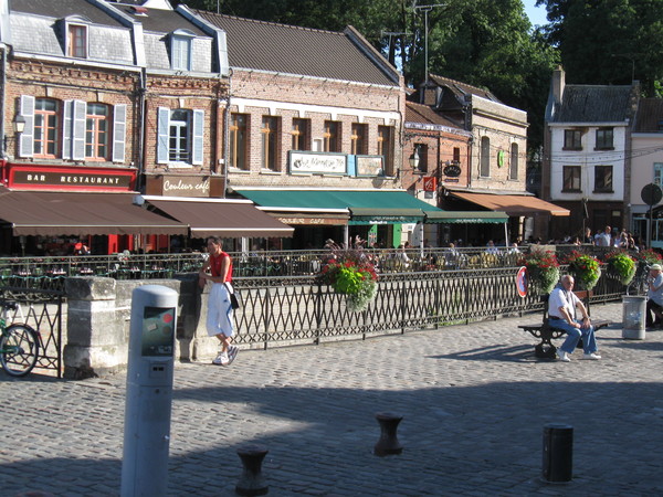 Amiens vu en caléche