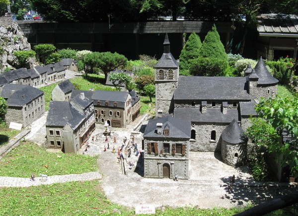 Musée - Le petit lourdes