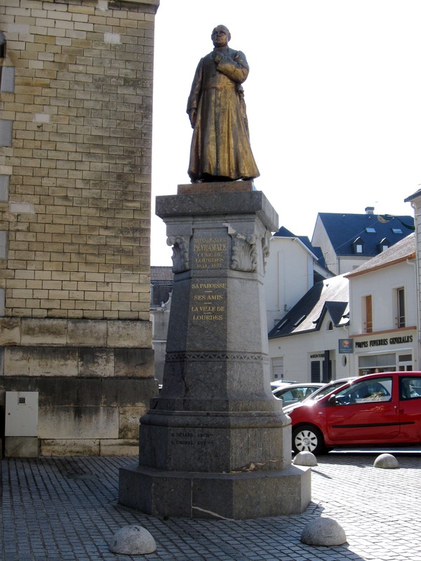 Lourdes- La ville