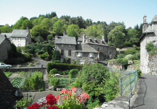 Beau village de Tournemire