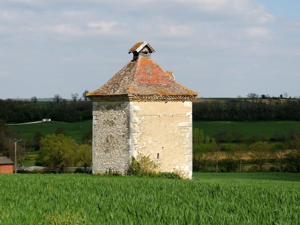 Beau village de Sarrant