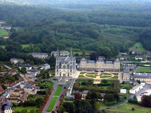 Basilique Notre-Dame de Montligeon - Orne