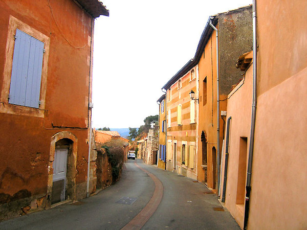 Beau village de Roussillon