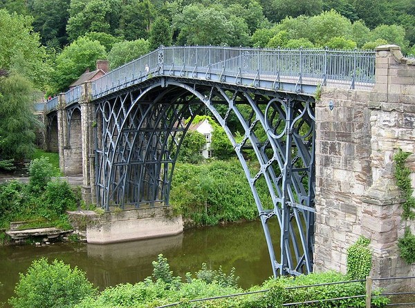 Le Pont Iron Bridge- Angleterre