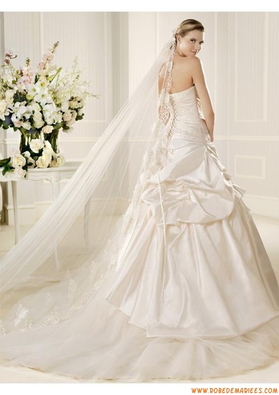   Robe de mariée