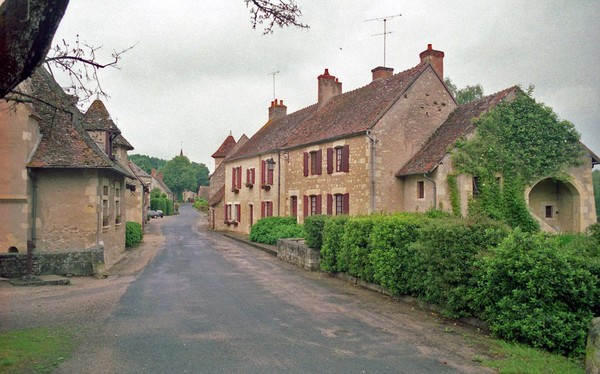 Beau village d'Apremont-sur-Allier