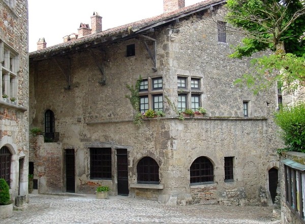 Beau village de Pérouges