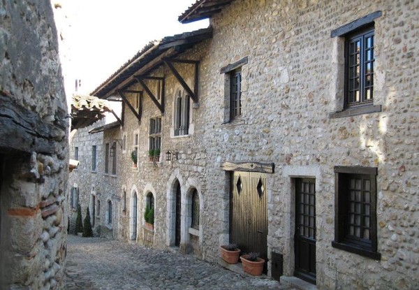 Beau village de Pérouges