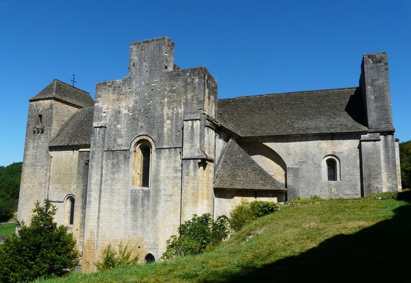 Beau village de Saint-Amand-de-Coly