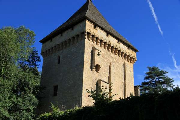 Beau village de Saint-Léon-sur-Vézère