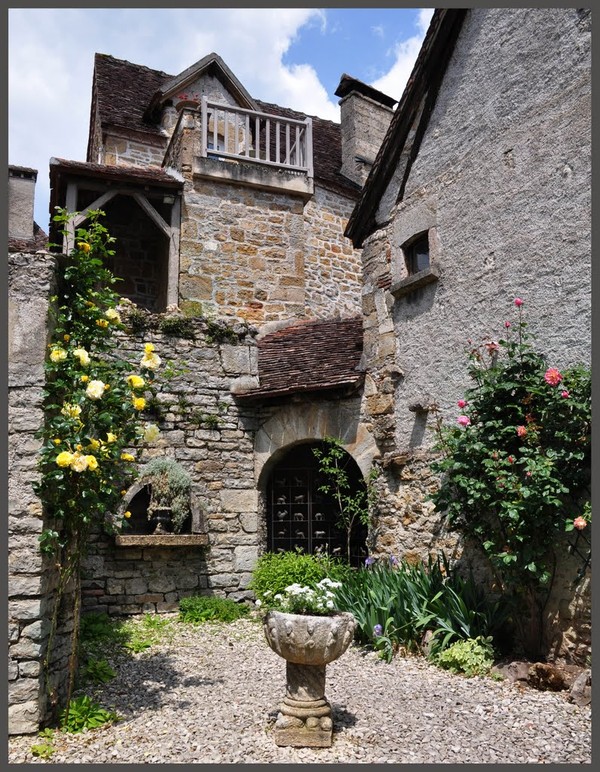 Beau  village de Carennac