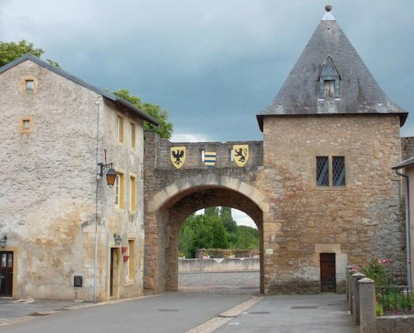 Beau village de Rodemack