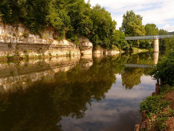 Beau village de Saint-Léon-sur-Vézère