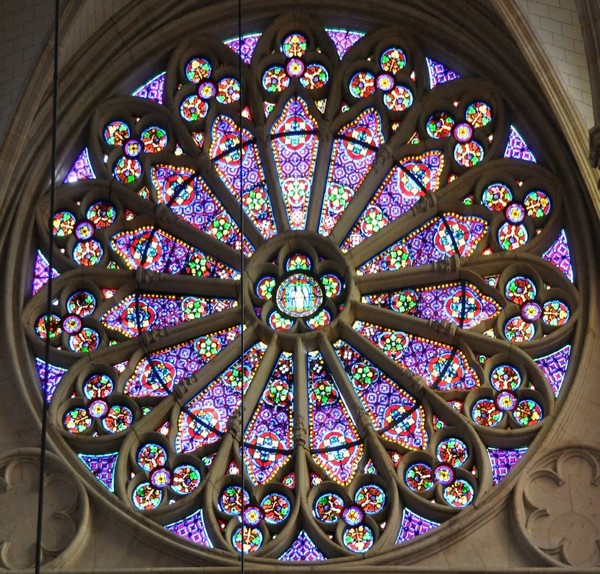  Basilique  Sainte-Clotilde-et-Sainte-Valère- Paris