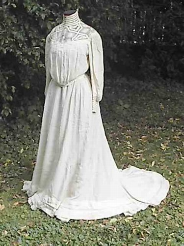 Robe de mariée d'autrefois