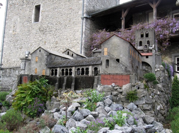 Le Chateau fort et le musée pyrénéen de Lourdes