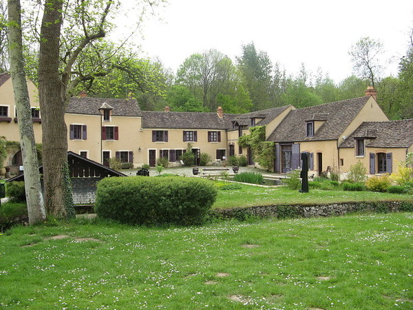 La maison d' Elsa Triolet-Aragon