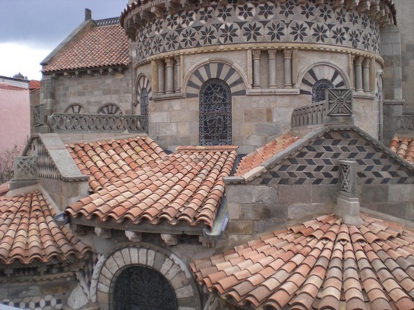 Basilique Notre Dame du Port - Clermont-Ferrand