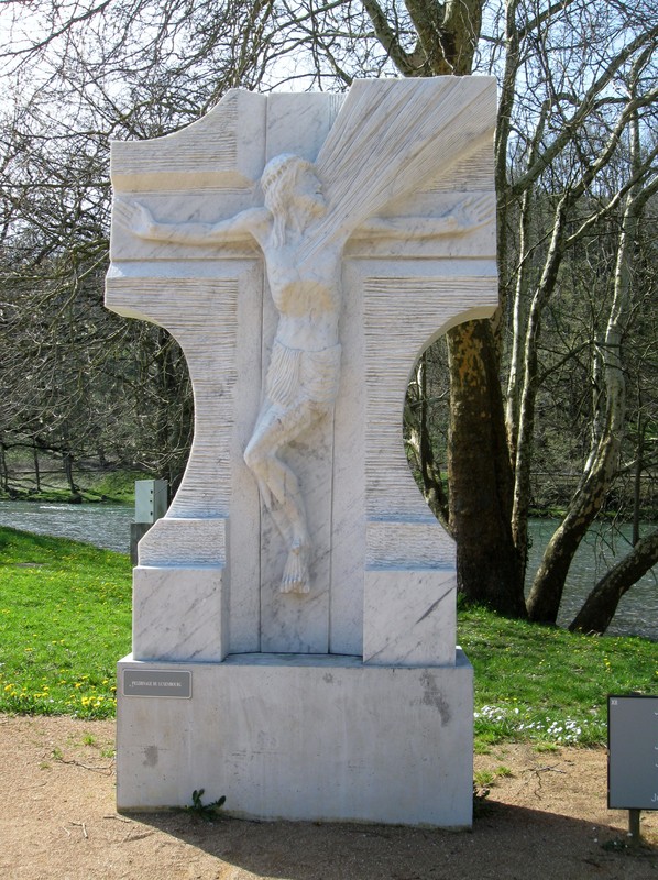 Le Chemin de Croix de Lourdes