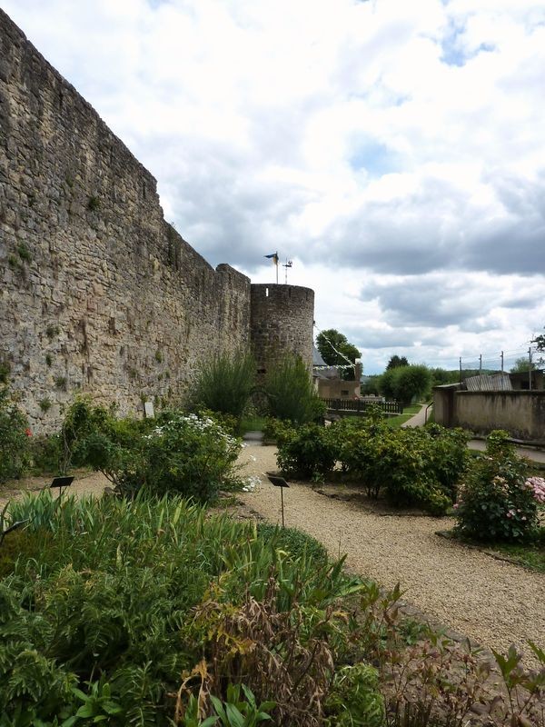 Beau village de Rodemack