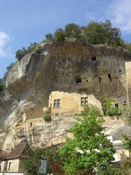 Beau village de La Roque-Gageac