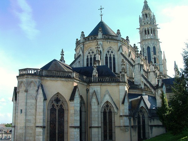 Basilique Notre-Dame-des-Enfant de Châteauneuf-sur-Cher