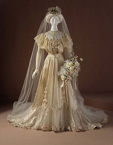 Robe de mariée d'autrefois