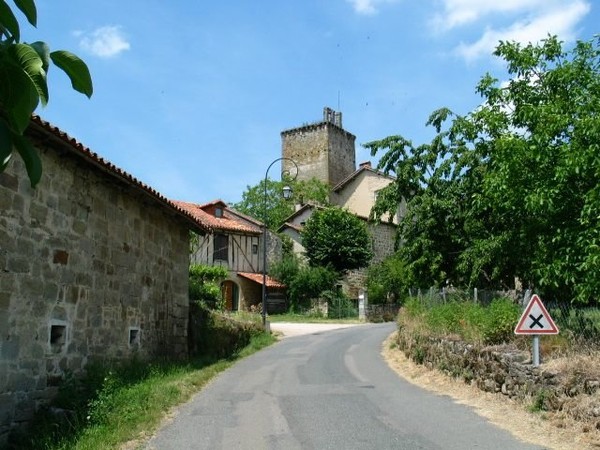 Beau village Cardaillac