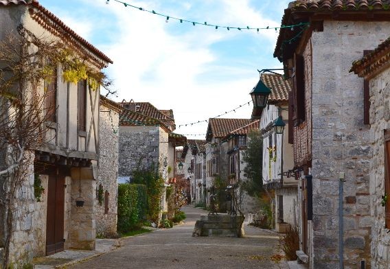 Beau village de Pujols