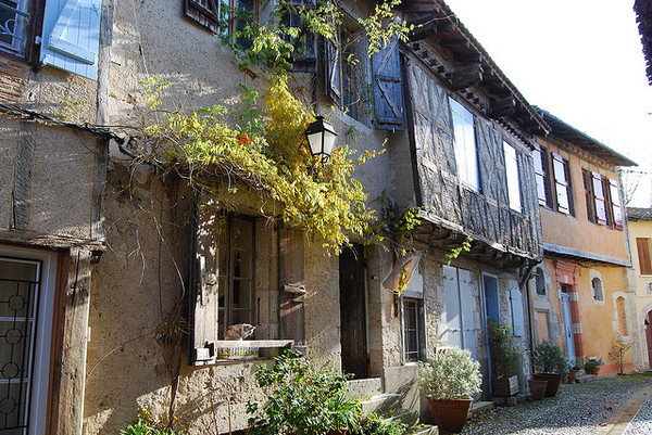 Beau village de Sarrant