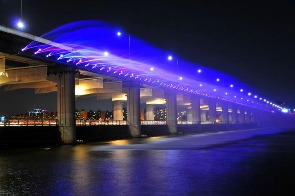 Le pont de Banpo-Corée du sud