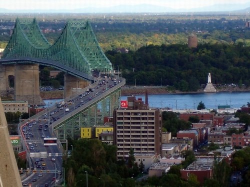 Le Pont Jacques-Cartier- Canada