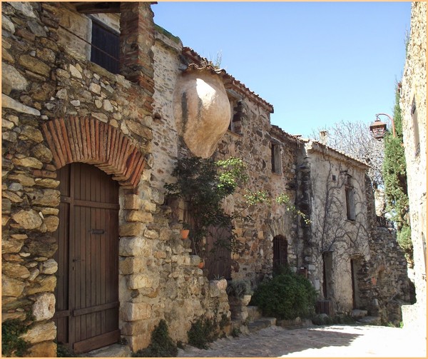 Beau village de Castelnou