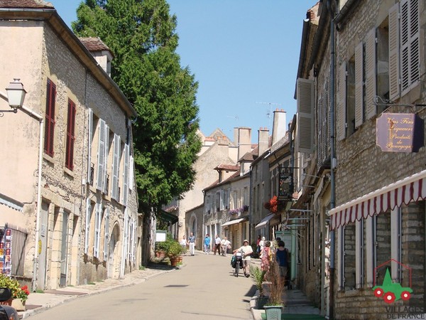 Beau village de Vézelay