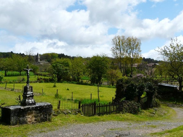 Beau village Cardaillac