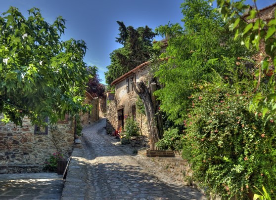 Beau village de Castelnou