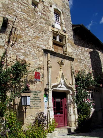 Beau village de Turenne