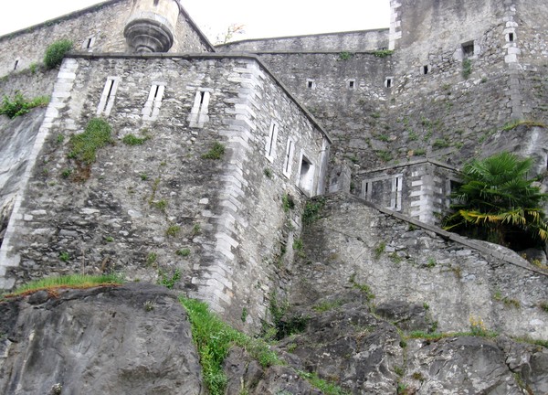 Le Chateau fort et le musée pyrénéen de Lourdes