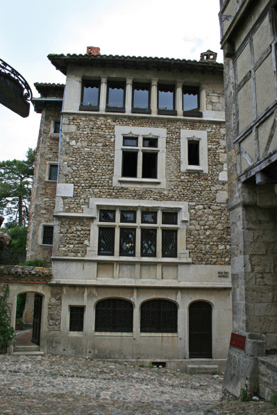 Beau village de Pérouges