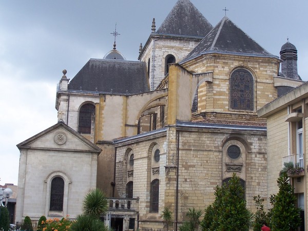  Cathédrale de France (Dax)
