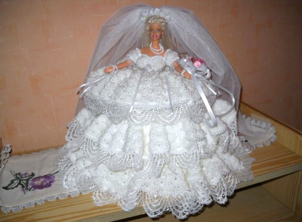 Poupée mariée