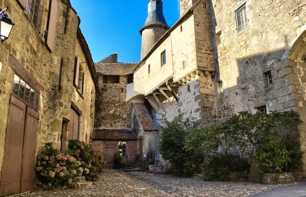 Beau village de Saint-Benoît-du-Sault