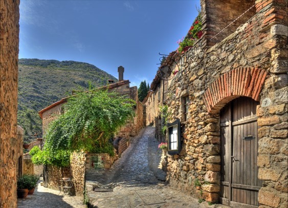 Beau village de Castelnou