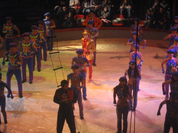 AMIENS- Le cirque Arlette Gruss 