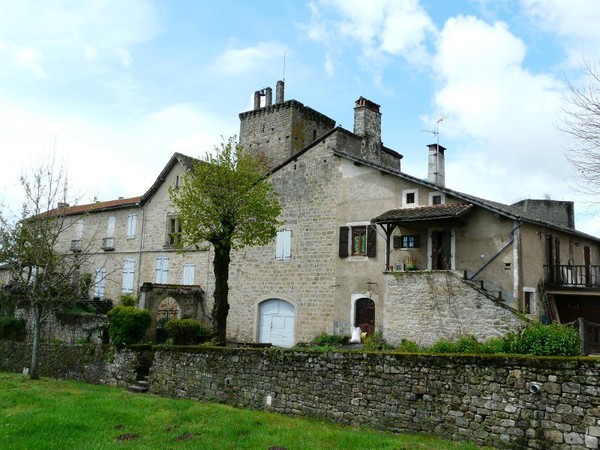 Beau village Cardaillac