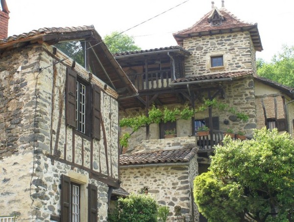 Beau  village de Capdenac