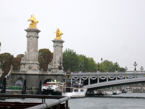  Paris en bateaux mouches 