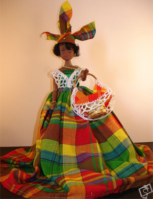 Poupée costume Folklorique