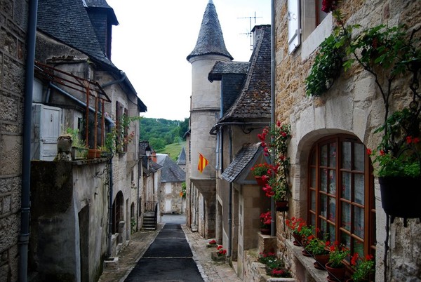 Beau village de Turenne